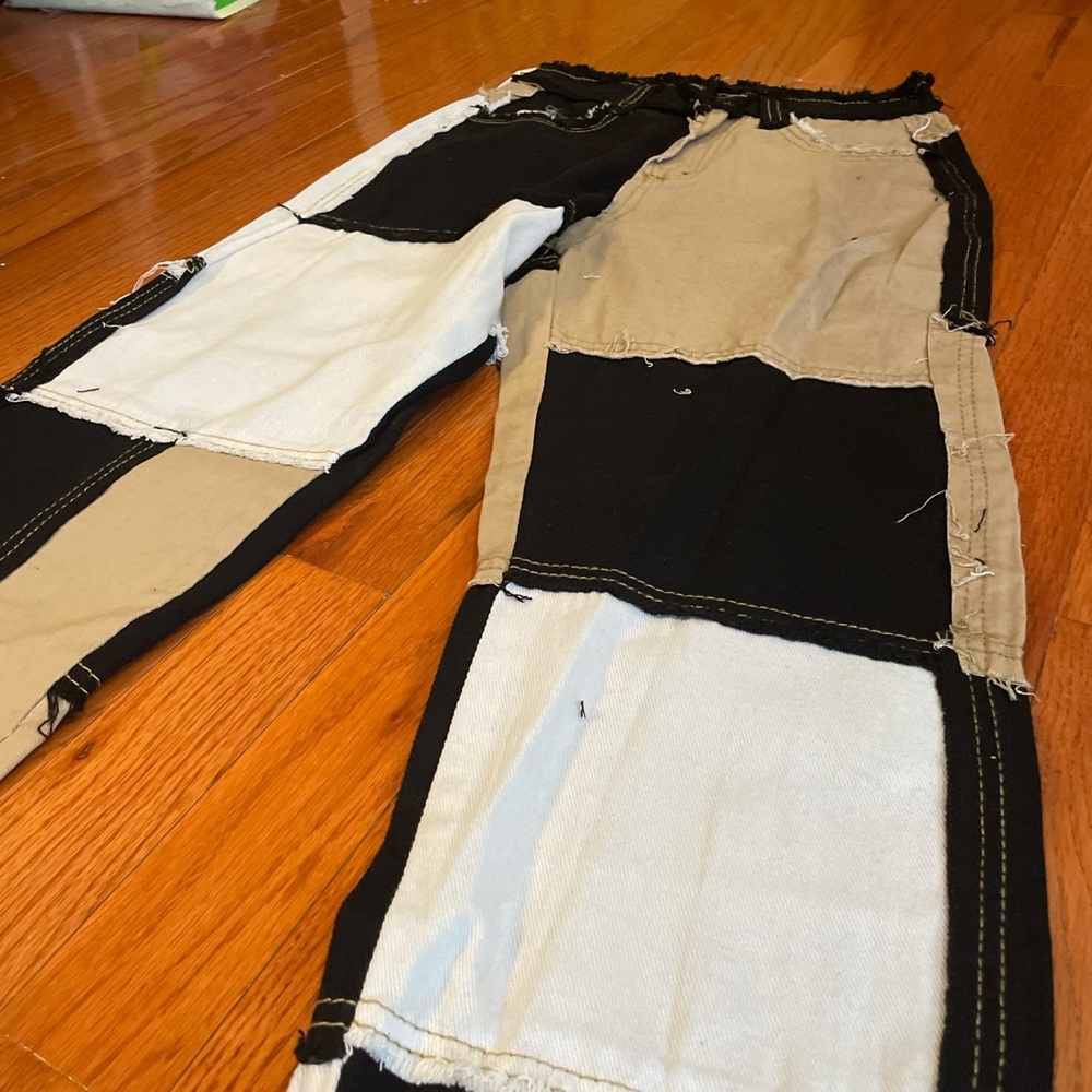 Unique PATCHWORK PANTS💛 - Picture 2 of 2